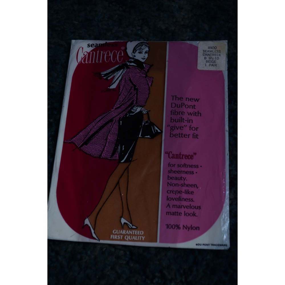 BNWT VTG 1960s Cantrece nylon stockings